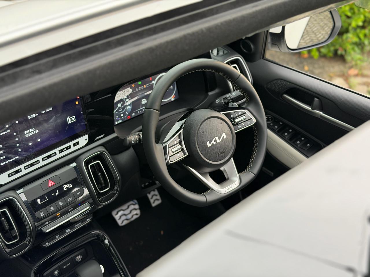 Kia Sonet GTX PLUS