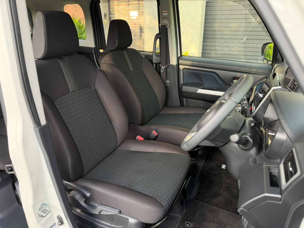Toyota Roomy Custom G