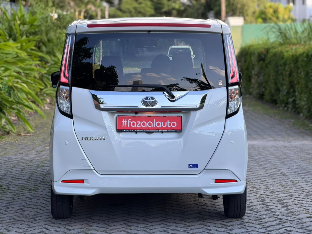 Toyota Roomy Custom G